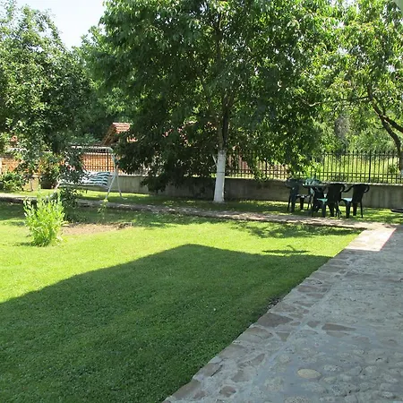 Guest house Pri Orehite *
